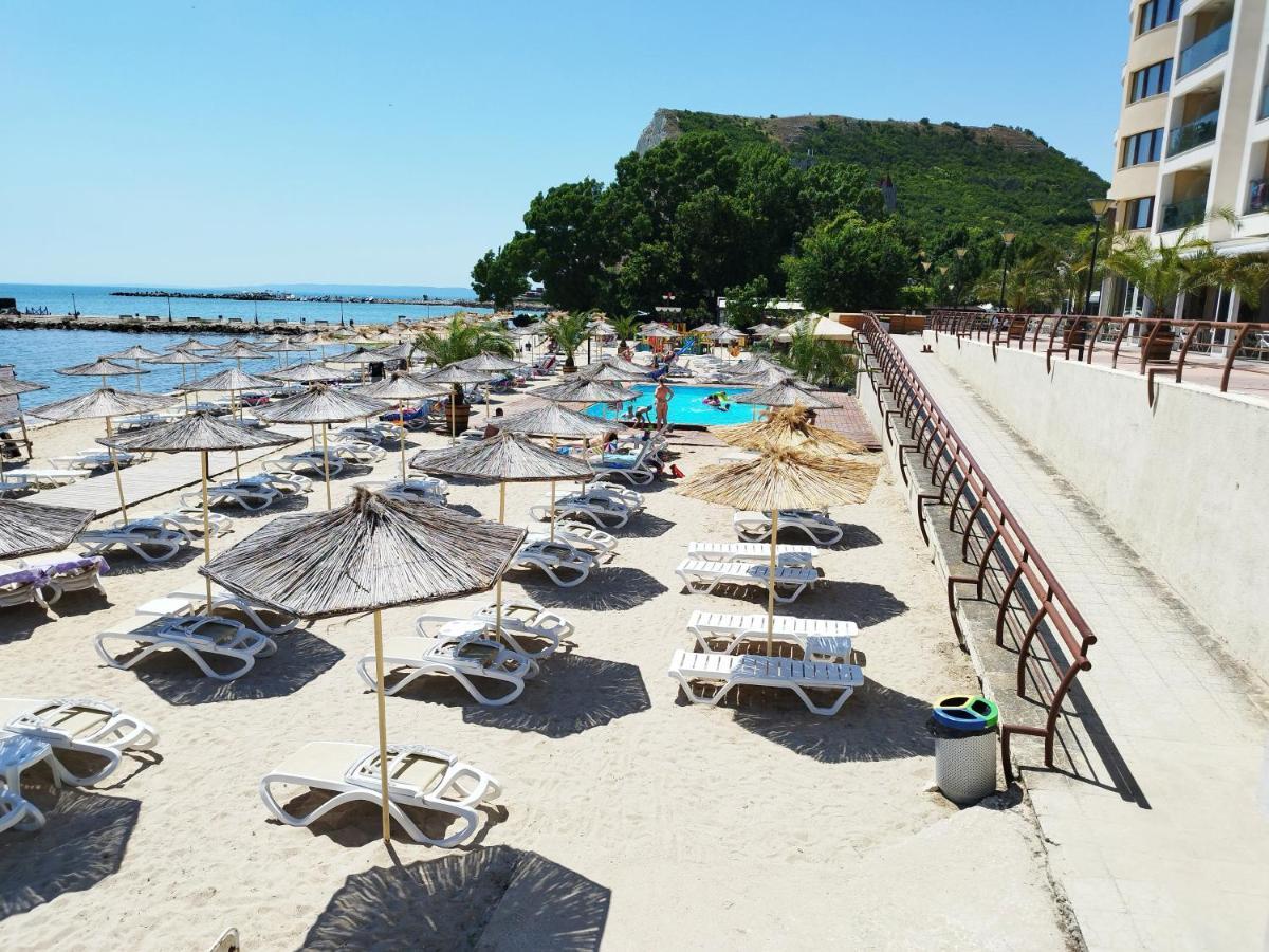 Green, Quiet And Beautiful 1 Apartment Kavarna Bagian luar foto