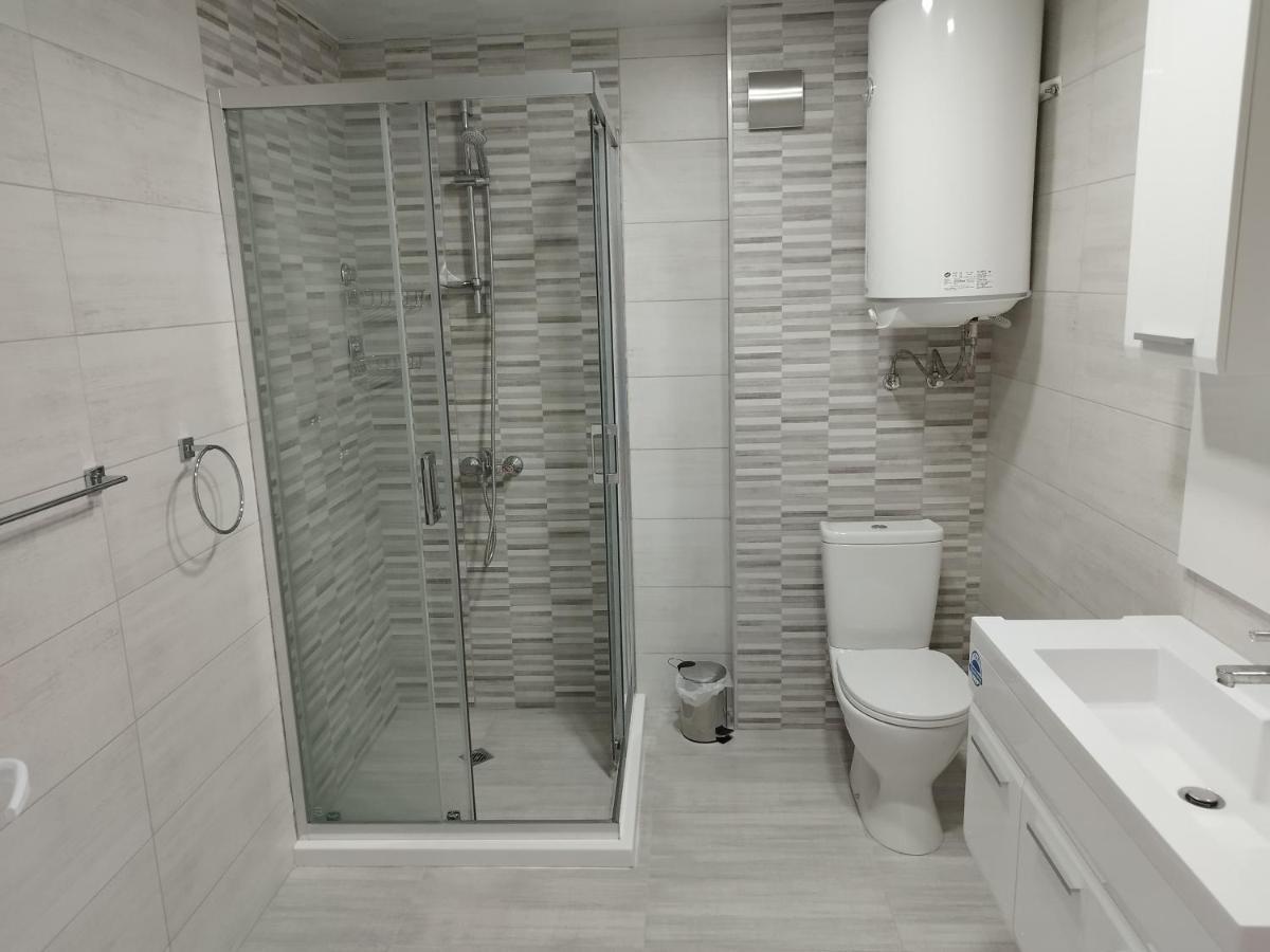 Green, Quiet And Beautiful 1 Apartment Kavarna Bagian luar foto