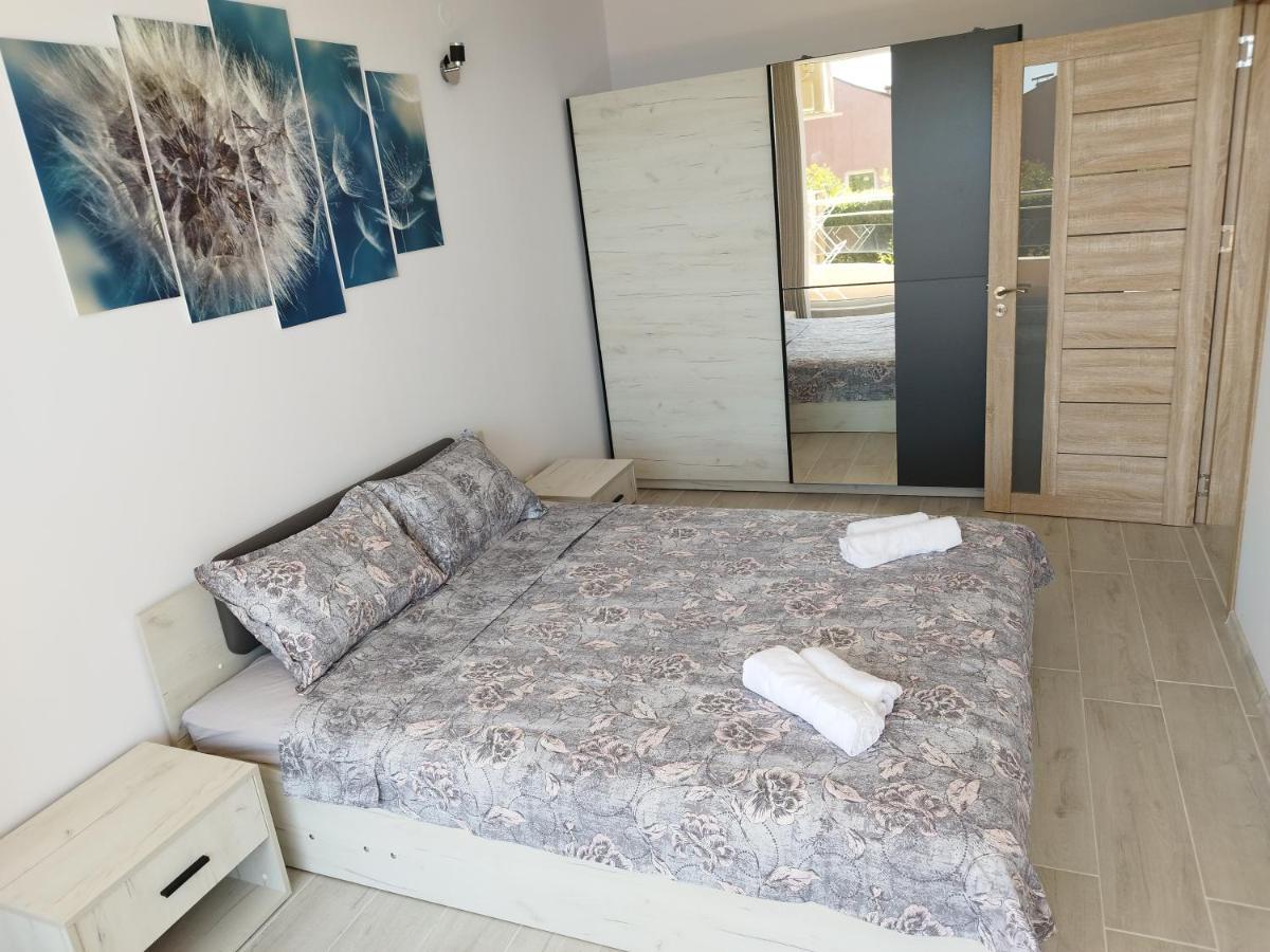 Green, Quiet And Beautiful 1 Apartment Kavarna Bagian luar foto
